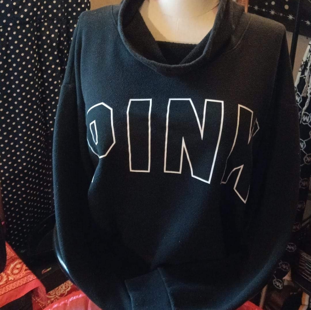 PiNK cowlneck